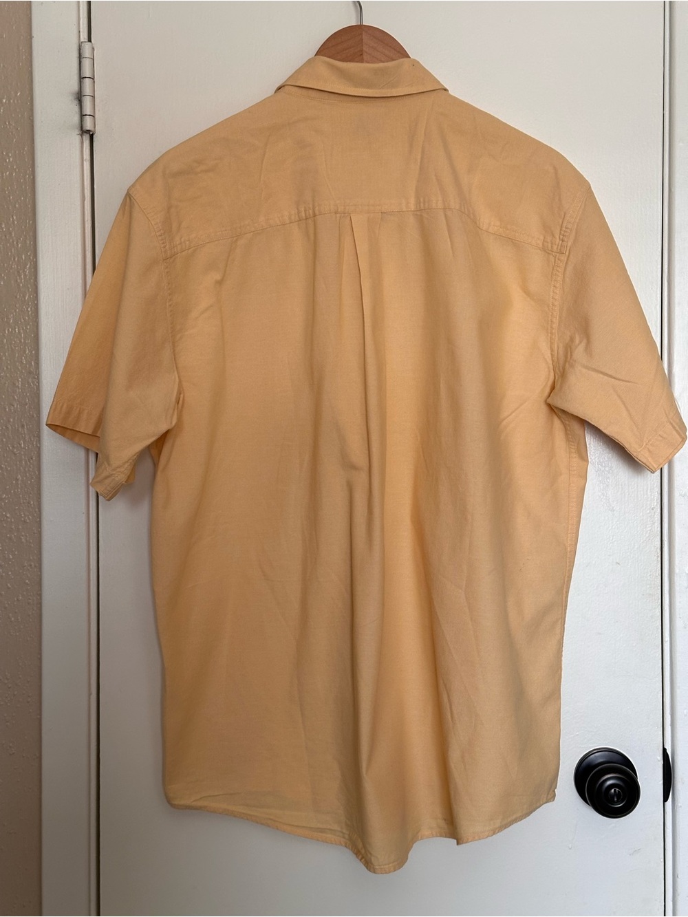 L.L. Bean Shirt Mens Large Regular Yellow Short Sleeve Oxford Cotton Hong Kong - Picture 2 of 5